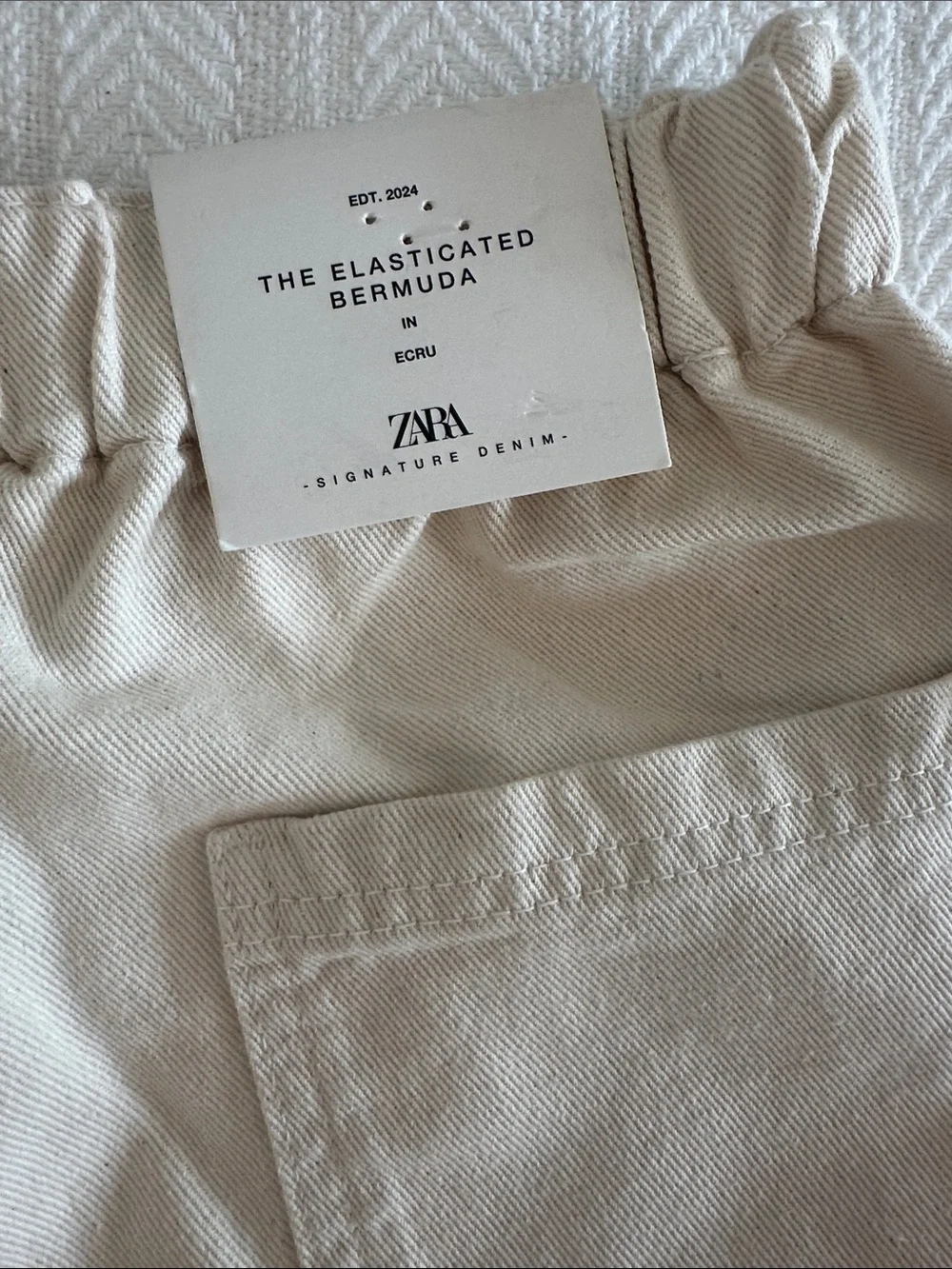 Zara Signature Denim Bermuda Shorts in Ecru